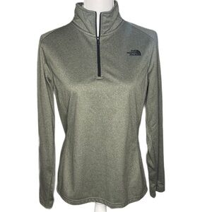 The North Face Women's Sage Green Long Sleeve Top